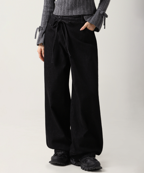 AVANDRESS(アバンドレス )の「String Wrap Wide Pants INDIGO(その他パンツ・レディース・ダークブルー・SMALL/LARGE/MEDIUM)」の2枚目の写真