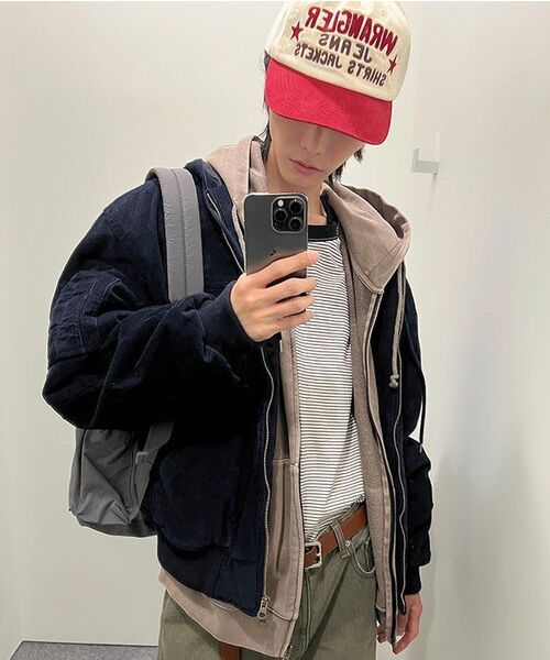 MUSINSA STANDARD（ムシンサスタンダード）の「ピグメントワイドデニムパンツ[カーキ]（デニムパンツ・メンズ・その他・33/26/27/28/29/42/36/34/32/30/31/40/38）」の2枚目の写真
