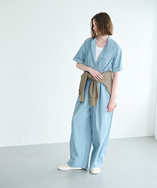 kha:ki（カーキ）の「「KHA:KI / カーキ」ハーフスリーブ ジャンプスーツ（その他パンツ・レディース・ブラック/ブルー・1/2）」の4枚目の写真