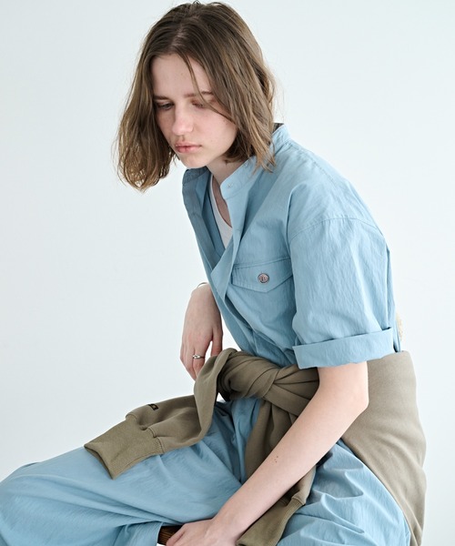 kha:ki（カーキ）の「「KHA:KI / カーキ」ハーフスリーブ ジャンプスーツ（その他パンツ・レディース・ブラック/ブルー・1/2）」の5枚目の写真