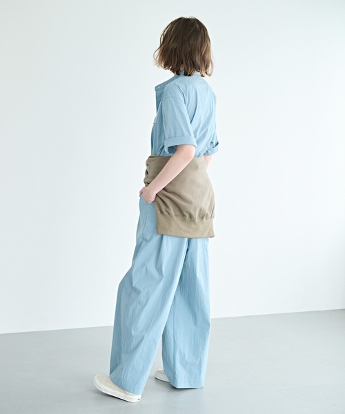 kha:ki（カーキ）の「「KHA:KI / カーキ」ハーフスリーブ ジャンプスーツ（その他パンツ・レディース・ブラック/ブルー・1/2）」の6枚目の写真