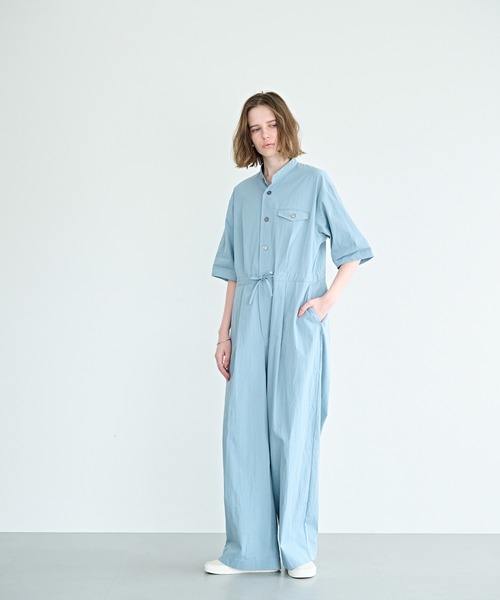 kha:ki（カーキ）の「「KHA:KI / カーキ」ハーフスリーブ ジャンプスーツ（その他パンツ・レディース・ブラック/ブルー・1/2）」の7枚目の写真