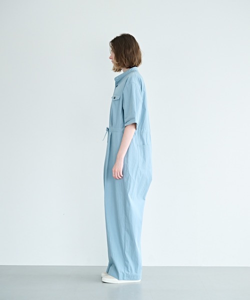 kha:ki（カーキ）の「「KHA:KI / カーキ」ハーフスリーブ ジャンプスーツ（その他パンツ・レディース・ブラック/ブルー・1/2）」の14枚目の写真