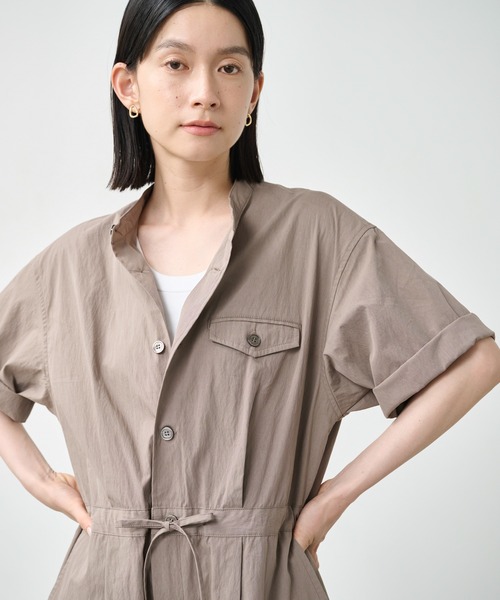 kha:ki（カーキ）の「「KHA:KI / カーキ」ハーフスリーブ ジャンプスーツ（その他パンツ・レディース・ブラック/ブルー・1/2）」の17枚目の写真