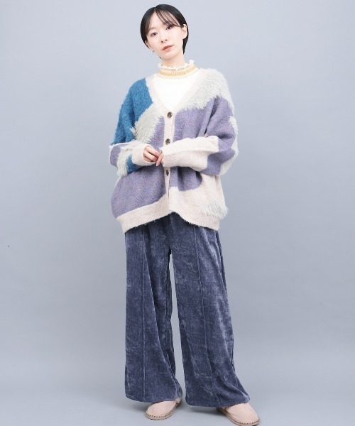 チチカカ（チチカカ）の「マットモールセンタータックパンツ（その他パンツ・レディース・グリーン/ネイビー/ブルー・FREE）」の5枚目の写真