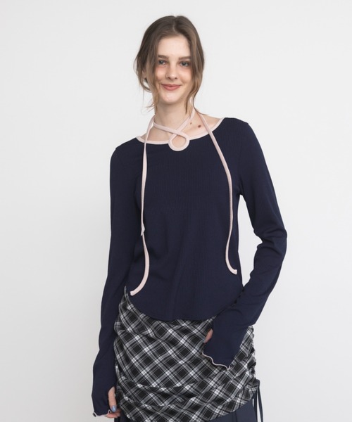 idem（イデム）の「bi color choker long sleeve tops / バイカラーチョーカーロングスリーブトップス（Tシャツ/カットソー・レディース・ネイビー/モカ・FREE）」の8枚目の写真