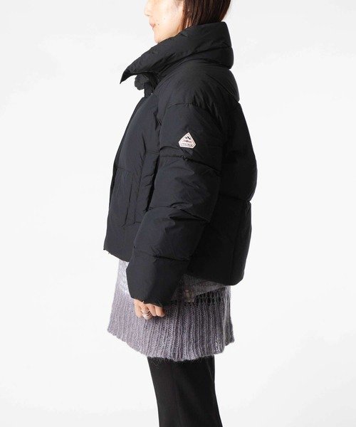 Pyrenex（ピレネックス）の「PYRENEX HARMONIE CROP SHORT DOWN JACKET ピレネックス アルモニ クロップ ショート ダウンジャケット（ダウンジャケット/コート・レディース・ブラック・38/40）」の5枚目の写真