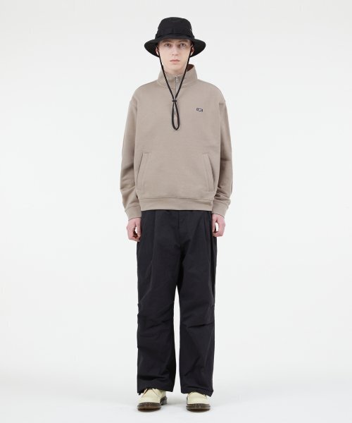 LMCの「BOX QUARTER ZIP SWEATSHIRT sand（スウェット・レディース・その他・MEDIUM/LARGE/SMALL/X-LARGE）」の2枚目の写真