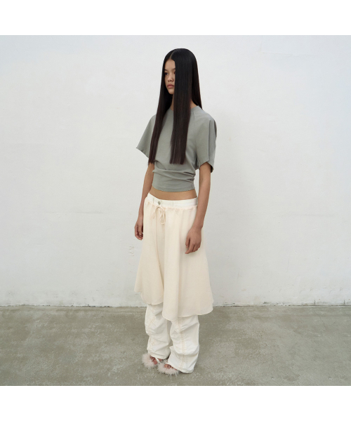 LCDC TM(エルシーディーシーティーエム)の「FLARE LAYERED SKIRT (IVORY)(スカート・レディース・アイボリー・OS)」の2枚目の写真