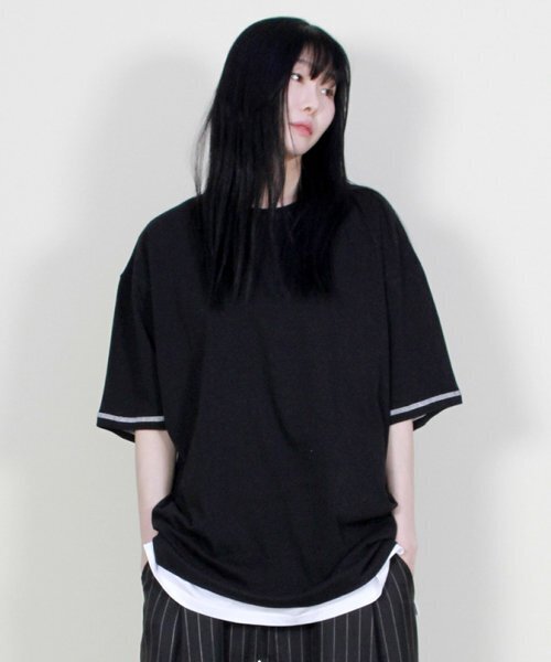 DEMARC(ドゥマーク)の「ボックスフィット半袖ステッチスリーブTシャツブラック(Tシャツ/カットソー・レディース・その他・LARGE/MEDIUM)」の1枚目の写真