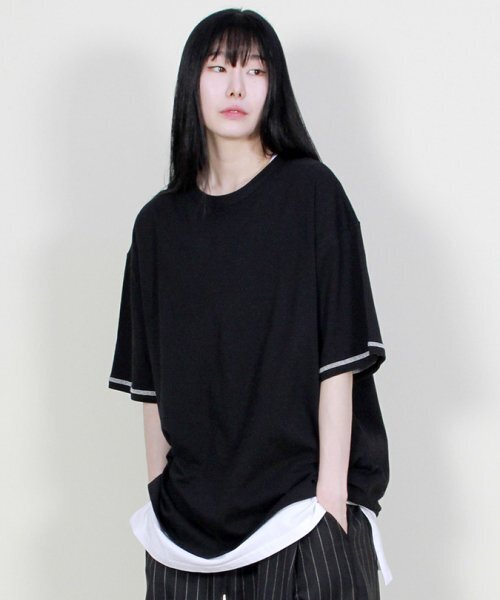 DEMARC(ドゥマーク)の「ボックスフィット半袖ステッチスリーブTシャツブラック(Tシャツ/カットソー・レディース・その他・LARGE/MEDIUM)」の3枚目の写真