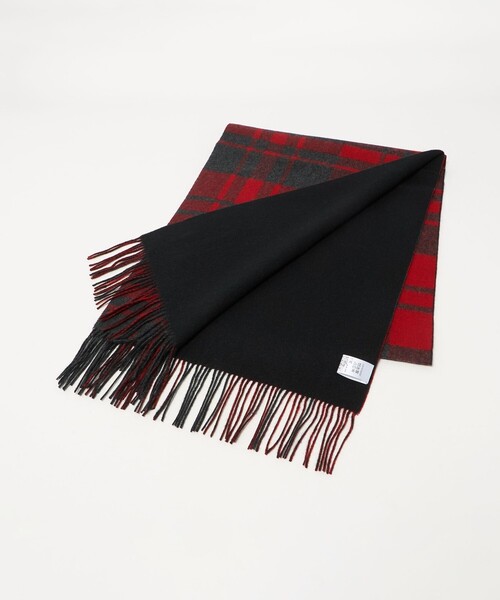 UNITED ARROWS（ユナイテッドアローズ）の「カシミヤ リバーシブル チェックマフラー（マフラー・メンズ・ブラック/オレンジ/レッド/ネイビー・FREE）」の3枚目の写真