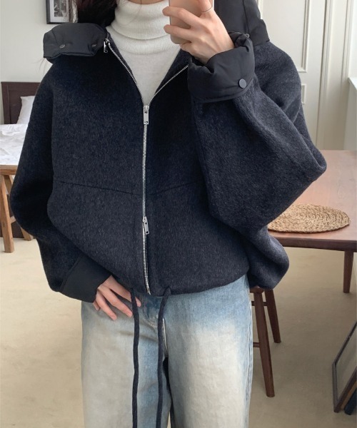 FAVORITO(ファヴォリート)の「フード取り外せジップスドローストリングジャケット(ブルゾン・レディース・ネイビー/ブラウン・F)」の1枚目の写真