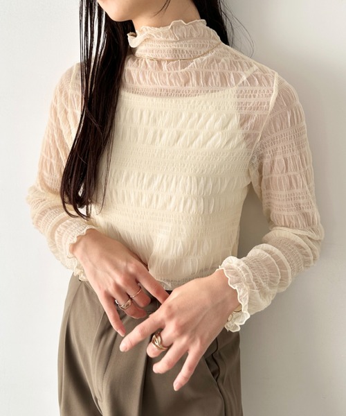 LOVALOT（ラバロット）の「シアーハイネックトップス ギャザー（Tシャツ/カットソー・レディース・ブラック/アイボリー/ホワイト・FREE）」の3枚目の写真