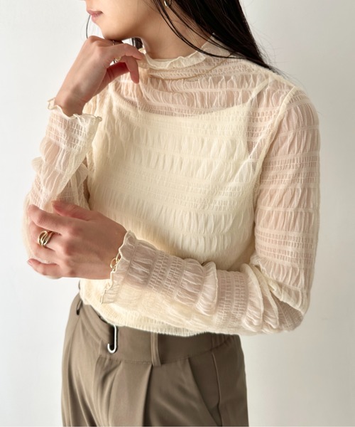 LOVALOT（ラバロット）の「シアーハイネックトップス ギャザー（Tシャツ/カットソー・レディース・ブラック/アイボリー/ホワイト・FREE）」の17枚目の写真