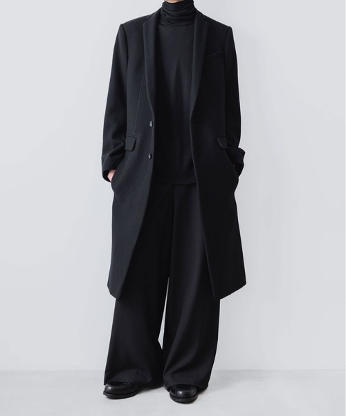 ato（アトウ）の「NEW ENGLAND LAMB  CHESTERFIELD COAT（チェスターコート・メンズ・ベージュ/ブラック・44/46/48）」の15枚目の写真