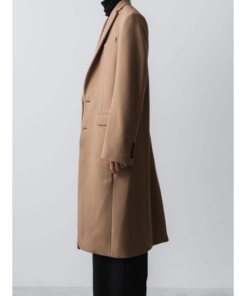 ato（アトウ）の「NEW ENGLAND LAMB  CHESTERFIELD COAT（チェスターコート・メンズ・ベージュ/ブラック・44/46/48）」の20枚目の写真