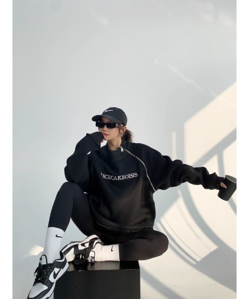 Ritzy(リッツィー)の「裏起毛 オーバーサイズファスナーパーカー(スウェット・レディース・ブラック・M)」の3枚目の写真