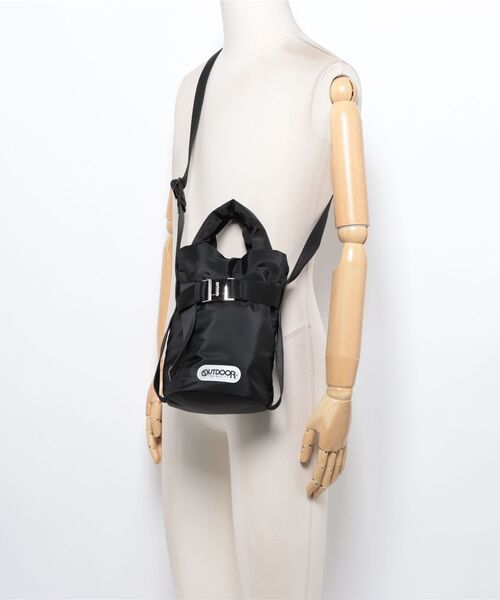OUTDOOR PRODUCTS（アウトドアプロダクツ）の「【OUTDOOR PRODUCTS / アウトドアプロダクツ】2way Belt Tote ベルト ミニ トートバッグ（トートバッグ・レディース・アイボリー/ブラック/モカ・FREE）」の7枚目の写真