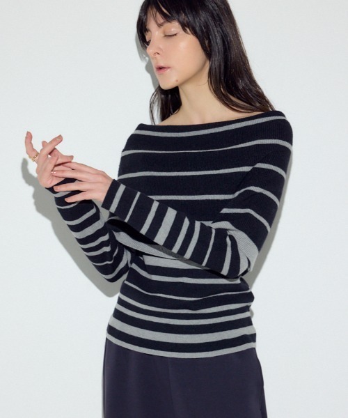 AZUL by moussy(アズールバイマウジー)の「オフショルニットトップス(ニット/セーター・レディース・アイボリー/ブラック/ブラウン系その他/グレー系その他・FREE)」の3枚目の写真