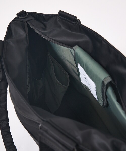 ABAHOUSE（アバハウス）の「【DsBk / ディーエスビーケー】SquareSmartTOTE/スクエアスマートトート/撥水加工トート/ユニセックス（トートバッグ・メンズ・ネイビー/グレー/ブラック/カーキ・フリー）」の19枚目の写真