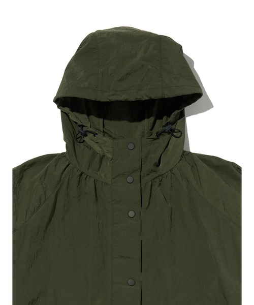 Levi's（リーバイス）の「Levi's/リーバイス SIMONE ロング バブル パーカー（ミリタリージャケット・レディース・グリーン・XS/S/M）」の3枚目の写真