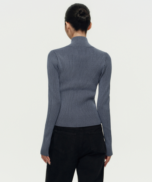 MUSINSA STANDARD WOMAN（ムシンサスタンダードウーマン）の「ウィメンズツートンリブスリムニットジップアップ[ブルーグレー]（カーディガン/ボレロ・レディース・その他・X-SMALL/SMALL/MEDIUM/LARGE）」の4枚目の写真