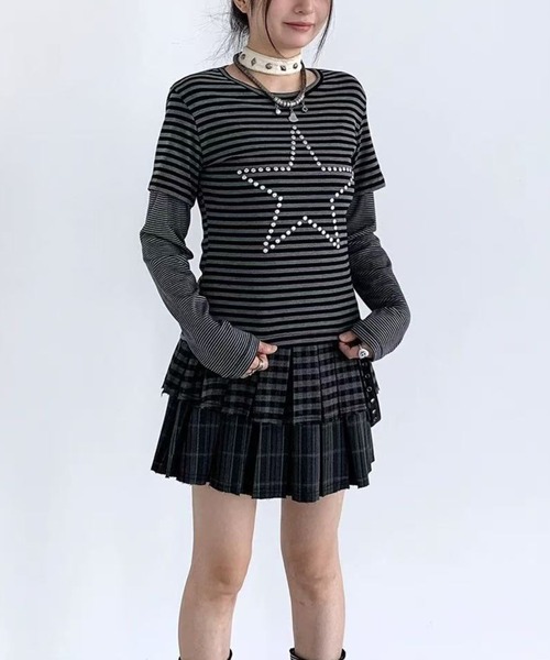 AsRiRe(アスリレイ)の「レイヤード風星柄トップス(Tシャツ/カットソー・レディース・ブラック・M)」の2枚目の写真