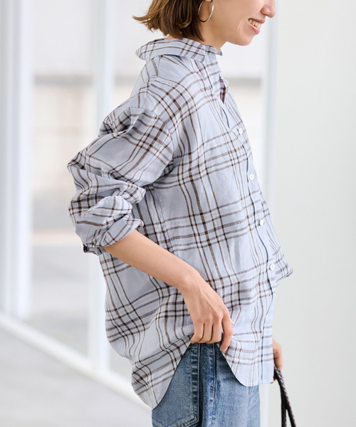 FRAMeWORK(フレームワーク)の「≪新色 / 追加≫フレンチリネンレギュラーシャツ(シャツ/ブラウス・レディース・ホワイト/ブラウン/グリーン/ピンク/ブルー/ネイビー/ダークブルー・FREE)」の5枚目の写真