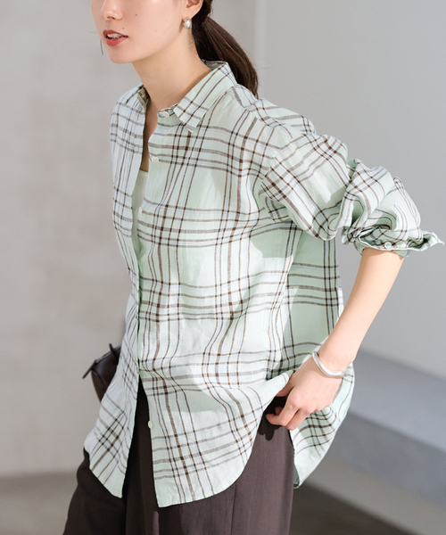 FRAMeWORK(フレームワーク)の「≪新色 / 追加≫フレンチリネンレギュラーシャツ(シャツ/ブラウス・レディース・ホワイト/ブラウン/グリーン/ピンク/ブルー/ネイビー/ダークブルー・FREE)」の3枚目の写真