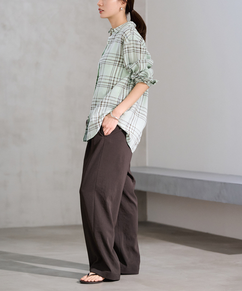 FRAMeWORK(フレームワーク)の「≪新色 / 追加≫フレンチリネンレギュラーシャツ(シャツ/ブラウス・レディース・ホワイト/ブラウン/グリーン/ピンク/ブルー/ネイビー/ダークブルー・FREE)」の21枚目の写真