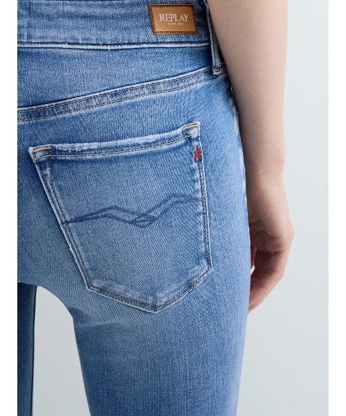 REPLAY(リプレイ)の「ブーツカットNEW LUZ FLARED モダールストレッチデニム(デニムパンツ・レディース・ダークブルー・W28xL30/W26xL30/W25xL30/W27xL30/W23xL30/W29xL30/W24xL30)」の7枚目の写真