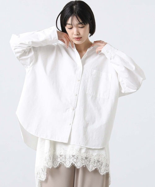 Gready Brilliant（グレディブリリアン）の「バックロゴ刺繍シャツ（シャツ/ブラウス・レディース・オフホワイト/インディゴブルー・38）」の8枚目の写真