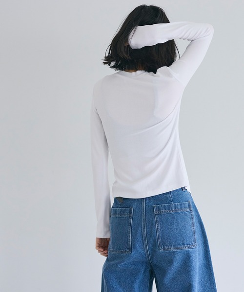 coca(coca)(コカ)の「とろみリブスリットトップス(Tシャツ/カットソー・レディース・ホワイト/チャコール・S/M/L)」の15枚目の写真