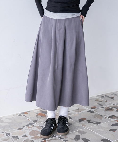 CLEAR BASIC（クリアベーシック）の「タックスカート[オフィスカジュアル 着回し抜群 大人]（スカート・レディース・ブラック/グレー・S/M）」の2枚目の写真