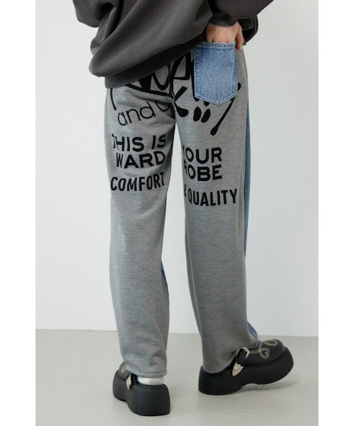 RODEO CROWNS WIDE BOWL(ロデオクラウンズワイドボウル)の「BIG sign logo コンビパンツ(デニムパンツ・レディース・アイボリー/ブラック/ライトブルー・SMALL/MEDIUM)」の11枚目の写真