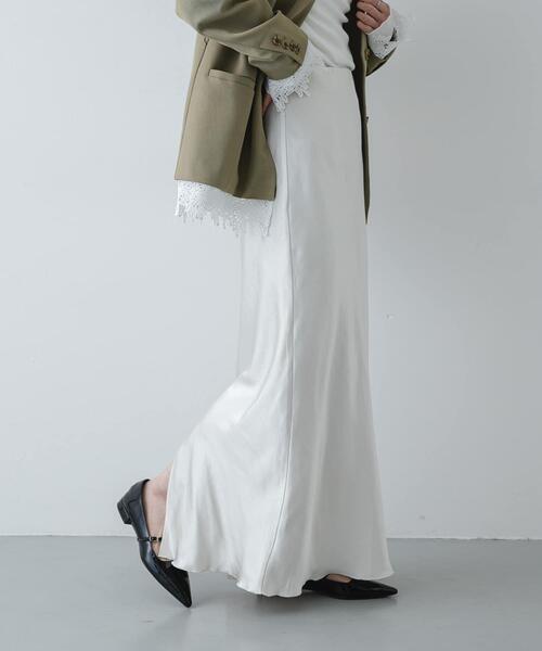 SENSE OF PLACE by URBAN RESEARCH（センスオブプレイスバイアーバンリサーチ）の「サテンアイラインスカート（スカート・レディース・ブラック/アイボリー/チャコールグレー・MEDIUM/TALL/SMALL）」の14枚目の写真