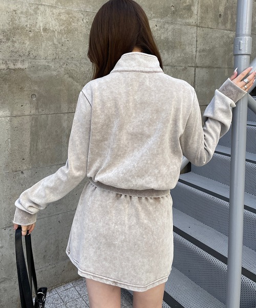 ROGER AND RAW（ロジャーアンドロウ）の「[セットアップ/上下セット] ピグメント加工ポケットデザインセットアップ（セットアップ・レディース・ブラック/ベージュ・FREE）」の5枚目の写真