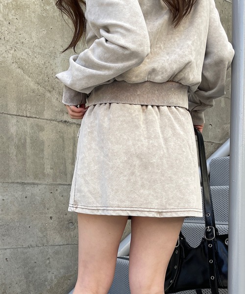 ROGER AND RAW（ロジャーアンドロウ）の「[セットアップ/上下セット] ピグメント加工ポケットデザインセットアップ（セットアップ・レディース・ブラック/ベージュ・FREE）」の3枚目の写真