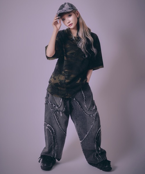 BENDER TOKYO(ベンダートウキョウ)の「【P.N UNDERGROUND】切替アップリケ 刺繍 ショート丈 ワイドTシャツ(Tシャツ/カットソー・メンズ・カモフラージュ/ブラック/ホワイト・M/L)」の17枚目の写真