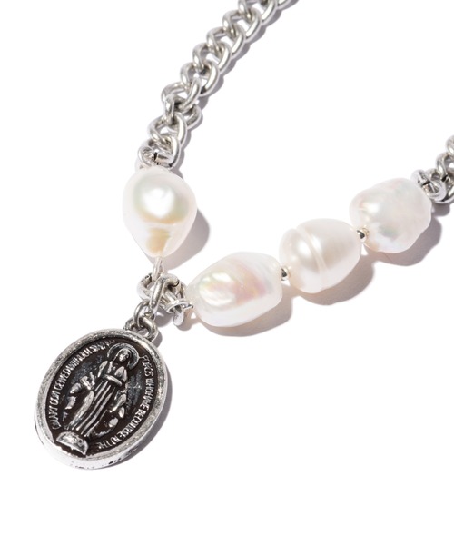 glamb(グラム)の「Maria Pearl Bracelet / マリアパールブレスレット(ブレスレット・メンズ・シルバー・FREE)」の11枚目の写真