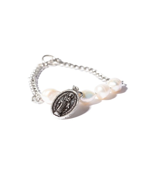 glamb(グラム)の「Maria Pearl Bracelet / マリアパールブレスレット(ブレスレット・メンズ・シルバー・FREE)」の14枚目の写真