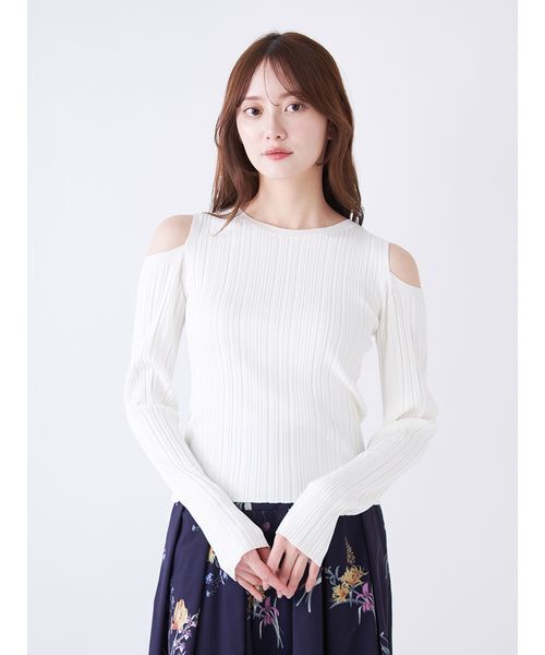 SNIDEL（スナイデル）の「ショルダースリットランダムリブプルオーバー（ニット/セーター・レディース・イエロー/オフホワイト/ブラック・F）」の9枚目の写真