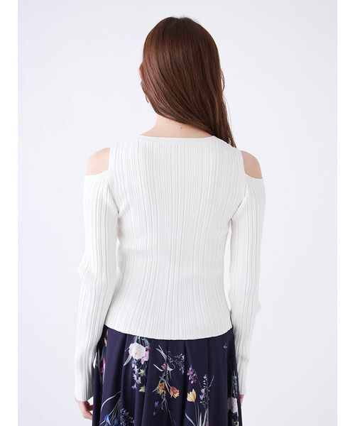 SNIDEL（スナイデル）の「ショルダースリットランダムリブプルオーバー（ニット/セーター・レディース・イエロー/オフホワイト/ブラック・F）」の10枚目の写真