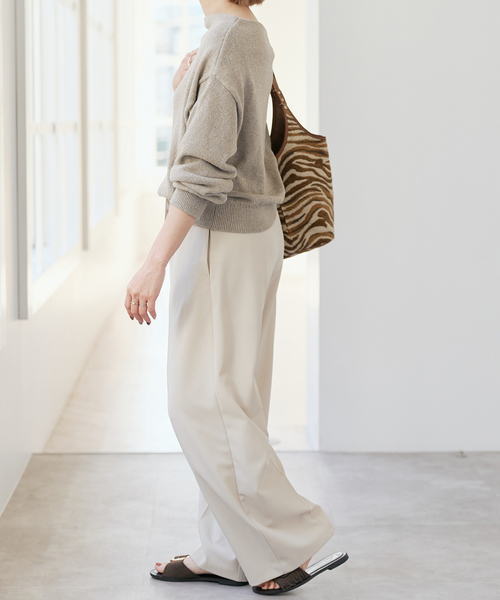 Spick & Span(スピックアンドスパン)の「シルクコンペーパーヤーンニュアンスネックニット(ニット/セーター・レディース・ホワイト/ベージュ・FREE)」の13枚目の写真