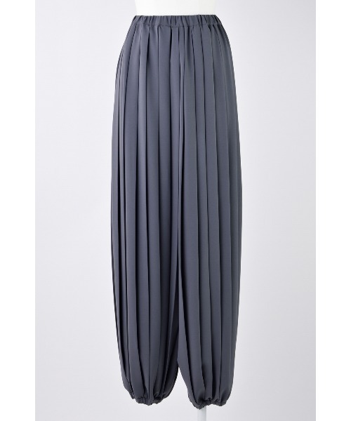 ENFOLD（エンフォルド）の「PLEATS TROUSERS（その他パンツ・レディース・オフホワイト/ダークグレー・38/36/34）」の2枚目の写真