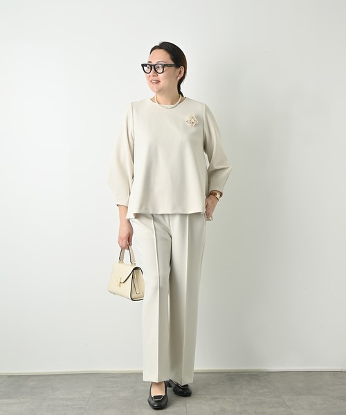 Brown&Street(ブラウンアンドストリート)の「【Refine】 センタータックストレートパンツ(スラックス・レディース・ブラック/ナチュラル・FREE/L~LL)」の6枚目の写真
