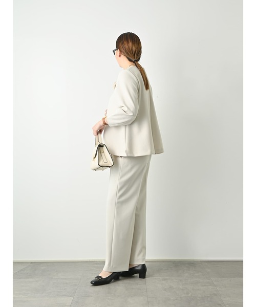 Brown&Street(ブラウンアンドストリート)の「【Refine】 センタータックストレートパンツ(スラックス・レディース・ブラック/ナチュラル・FREE/L~LL)」の9枚目の写真