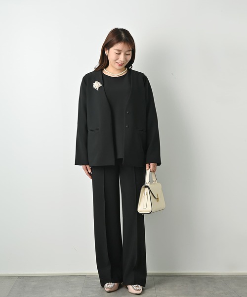 Brown&Street(ブラウンアンドストリート)の「【Refine】 センタータックストレートパンツ(スラックス・レディース・ブラック/ナチュラル・FREE/L~LL)」の14枚目の写真