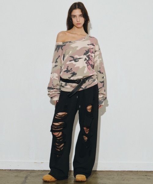 Midnight Move(ミッドナイトムーブ)の「A'GEM/9 × .kom 『MIDNIGHT MOVE/ミッドナイトムーブ』ey camo mtm/カモスウェットシャツ(スウェット・レディース・ピンク・FREE)」の4枚目の写真